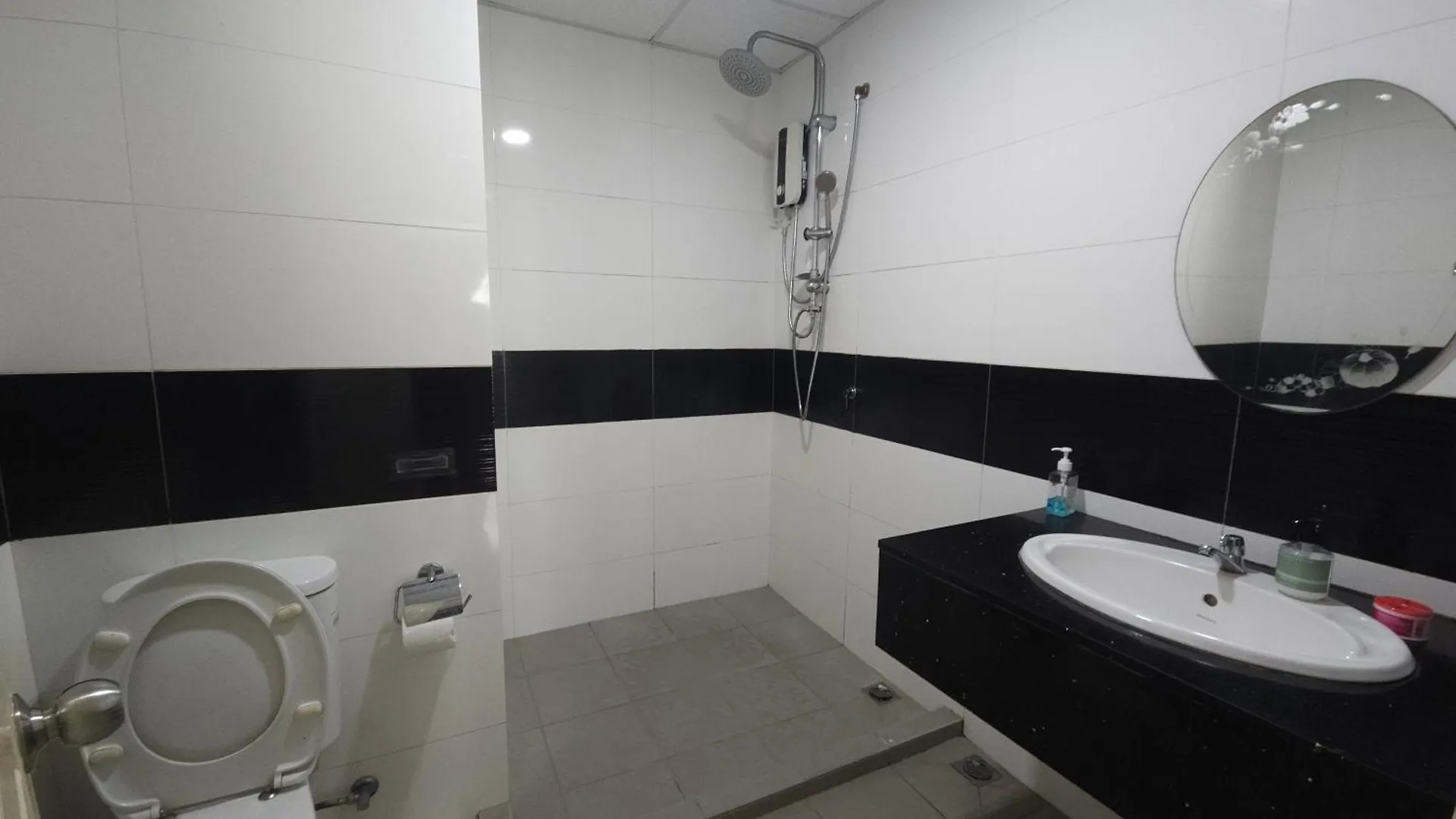 Mansion One Seaview By Island Hospitality Apartment George Town